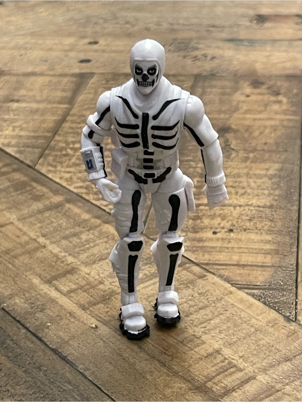 Fortnite 4" Skull Trooper (Inverted) Action Figure - Jazwares Solo Mode Loose